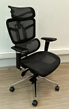 Офисное кресло Healthy Chair черное с подножкой фото